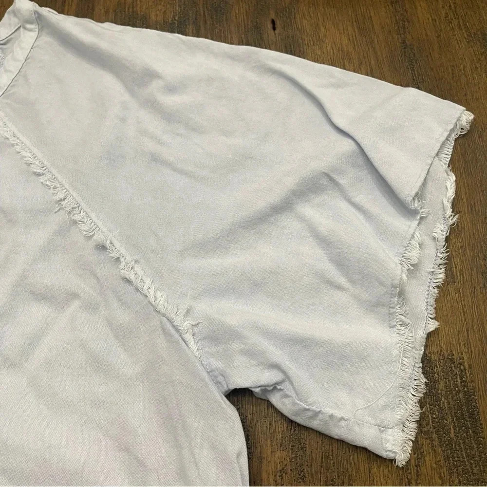 Bella Dahl 100% Tencel fray hem blouse. Pale blue, size small. EUC. - Picture 6 of 9